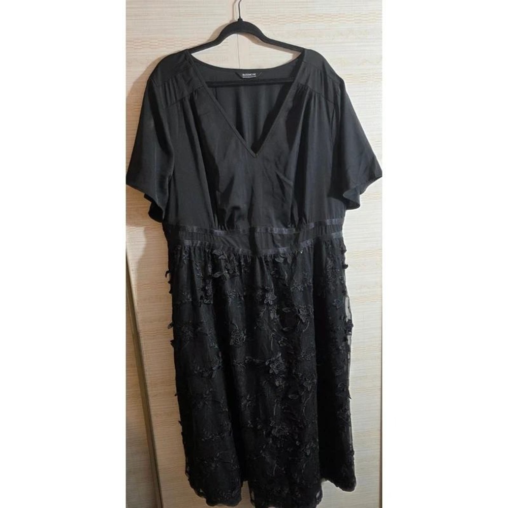 Bloomchic Black Floral Embroidered Mesh Midi Dress Plus Size 22-24 V-Neck Sequin